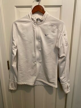 Nike White Lightweight Fleece Jacket with Subtle Swoosh